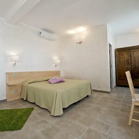 Nocleg ze śniadaniem La Finestra Sulla Reggia 4*