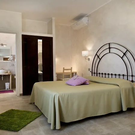 La Finestra Sulla Reggia Nocleg ze śniadaniem 4*