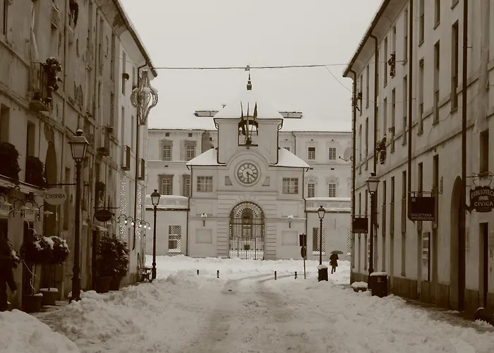 Bed & Breakfast La Finestra Sulla Reggia 4*