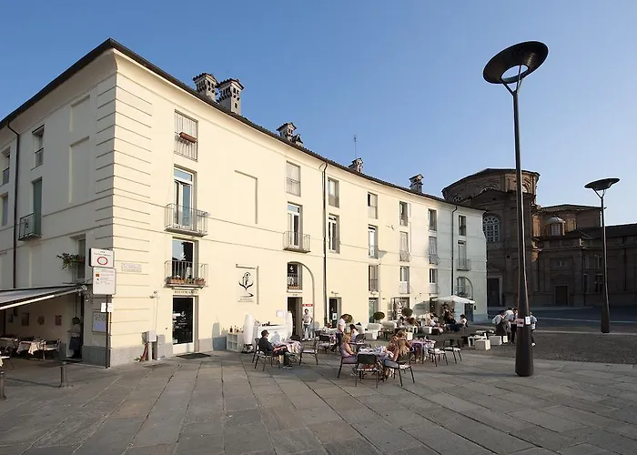 Bed & Breakfast La Finestra Sulla Reggia 4*